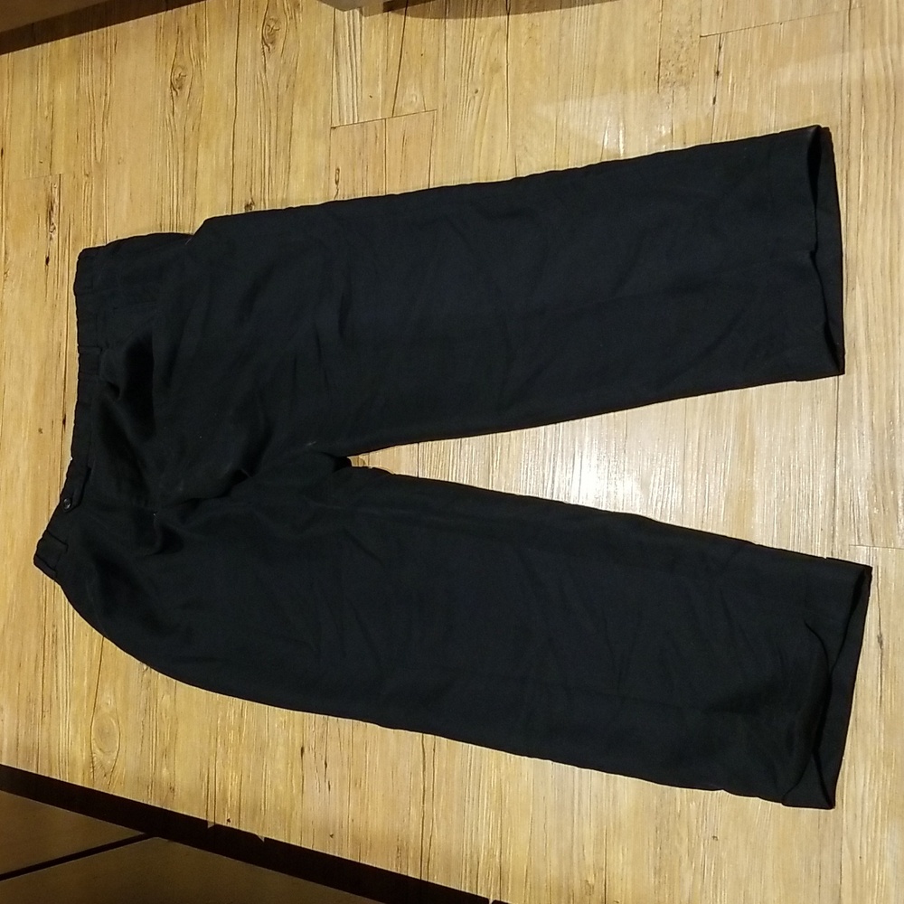 Black pants EUC sz 36 x 32